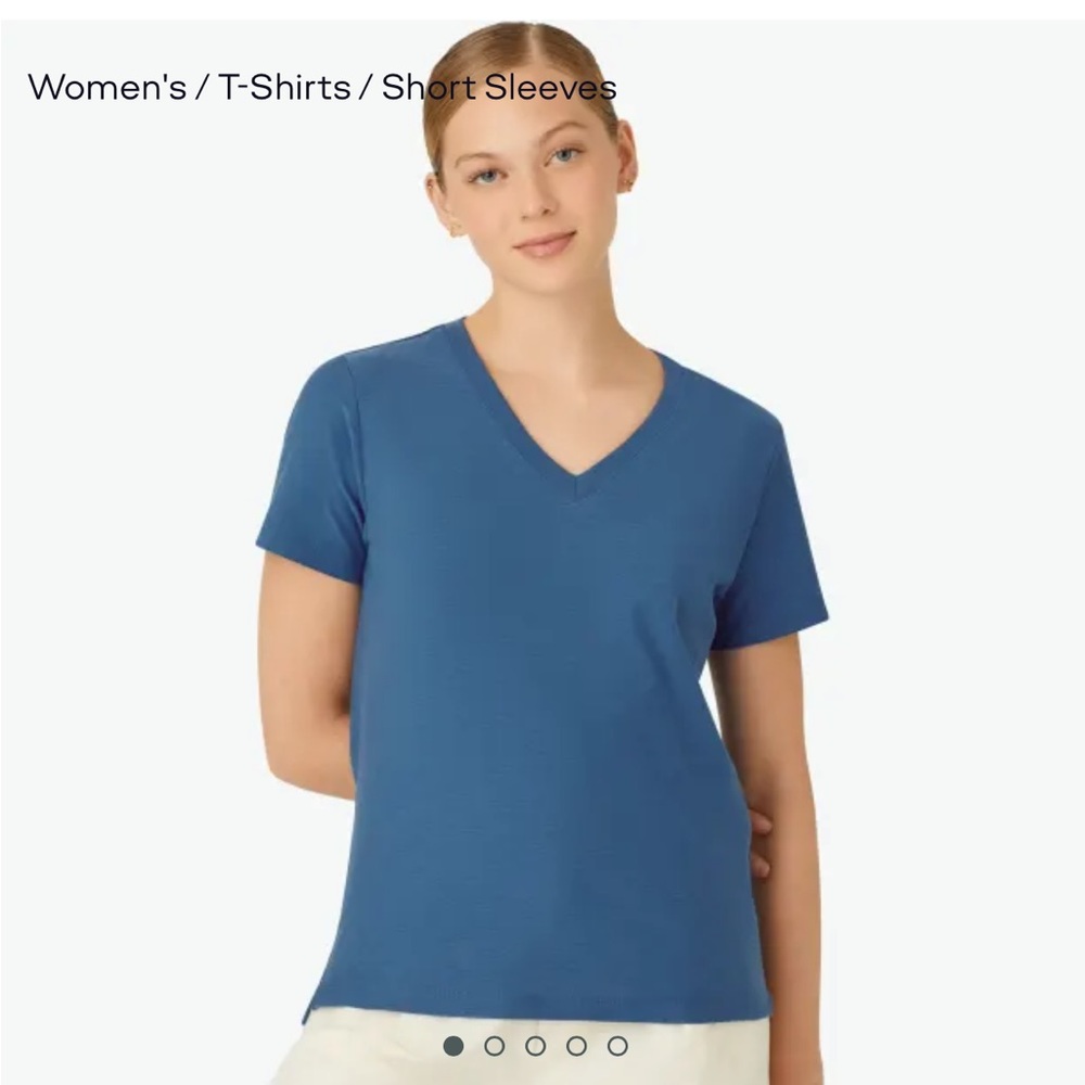 BOMBAS V-Neck T-Shirt Size M